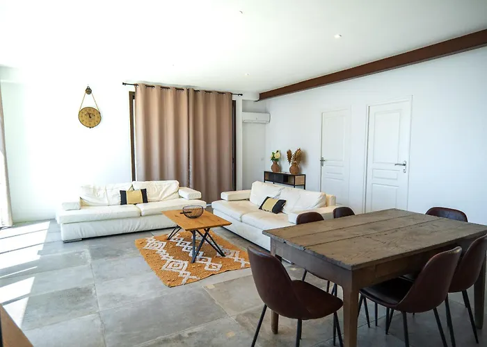 丽斯卡勒酒店 酒店