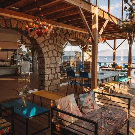 Hotel L'escale 3*