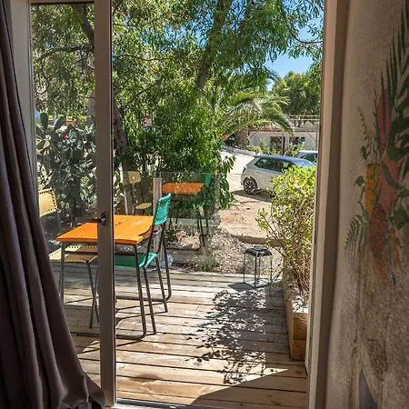 L'escale 3* Порто-Полло