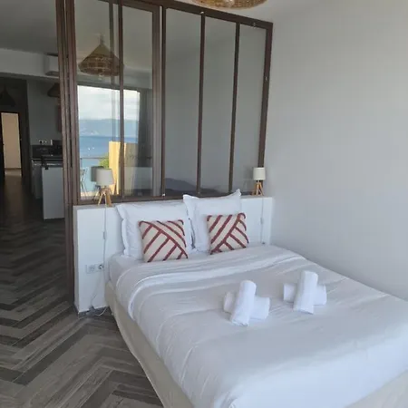 L'escale Hotel