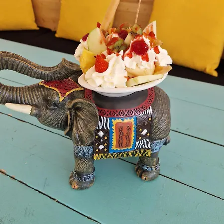 Отель L'escale Порто-Полло