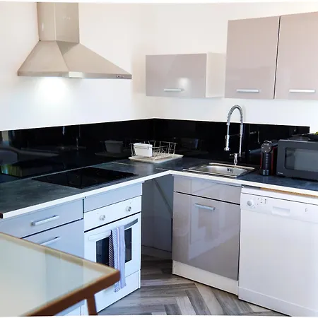 L'escale Szálloda Porto Pollo